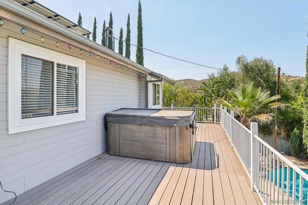 Exterior, Hot Tub