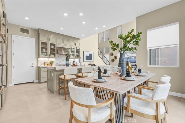 Dining room, Interior, Kitchen, Recessed Lighting