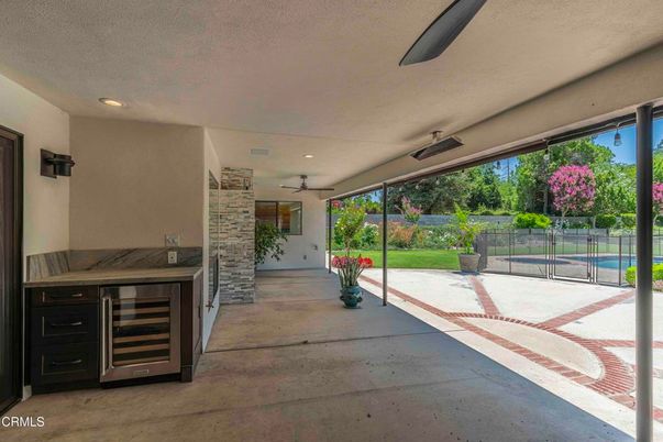 Exterior, Recessed Lighting