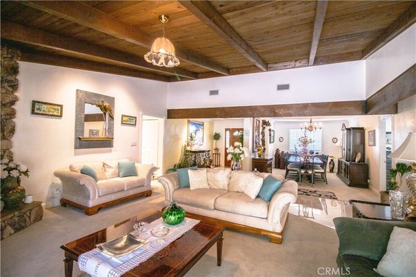 Dining room, Interior, Living room, Pendant Lights, Wooden Beams, Wooden Ceilings