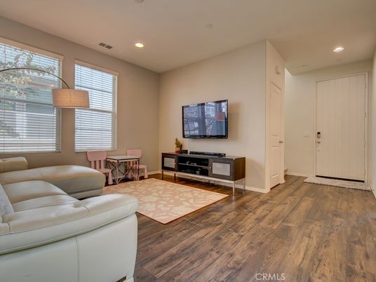 Dining room, Interior, Living room, Recessed Lighting, Wood Texture Flooring