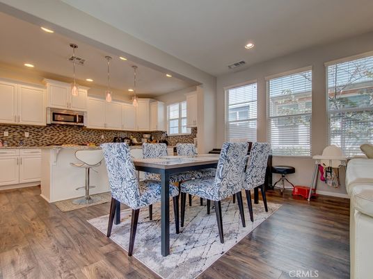 Dining room, Interior, Kitchen, Pendant Lights, Recessed Lighting, Wood Texture Flooring