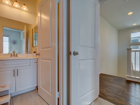 Bathroom, Interior, Recessed Lighting, Wood Texture Flooring
