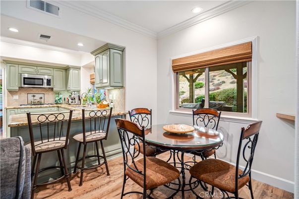 Dining room, Interior, Kitchen, Recessed Lighting, Wood Texture Flooring