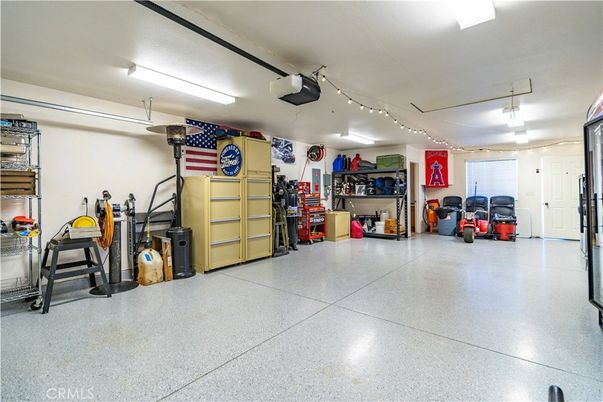 Garage, Interior