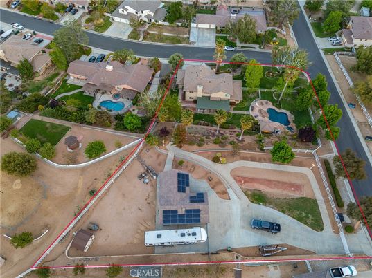 Exterior, Drone