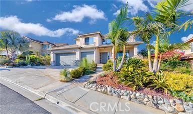 Attached, Exterior, Facade, Mediterranean