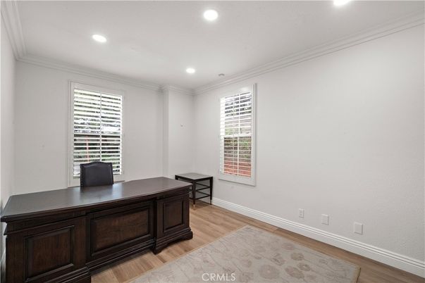 Home Office, Interior, Recessed Lighting, Wood Texture Flooring