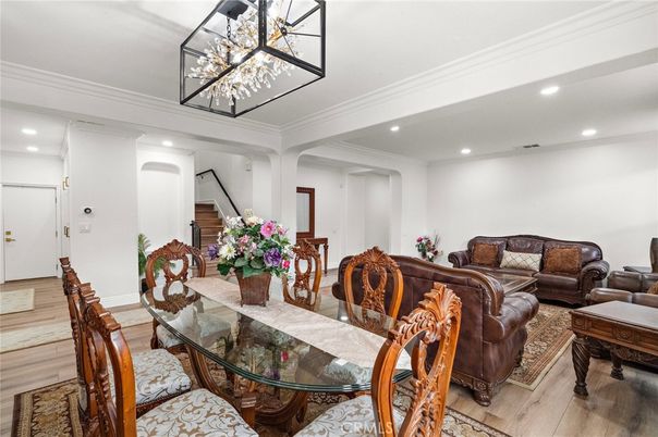 Dining room, Interior, Living room, Recessed Lighting, Wood Texture Flooring