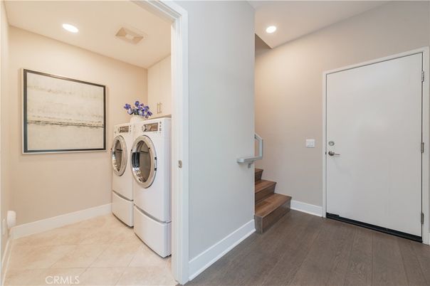 Interior, Recessed Lighting, Utility Closets, Washer