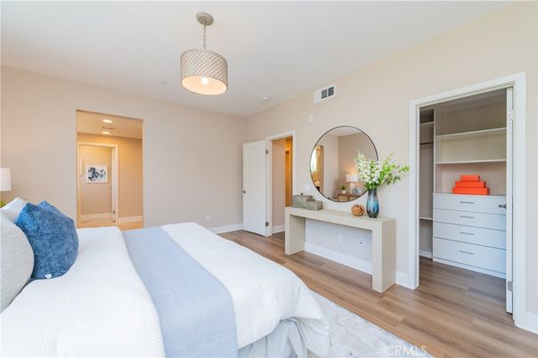 Bedroom, Interior, Pendant Lights, Recessed Lighting, Wood Texture Flooring