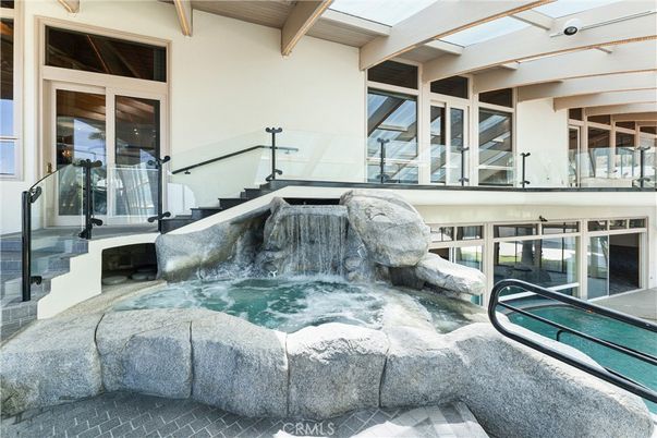 Exterior, Hot Tub