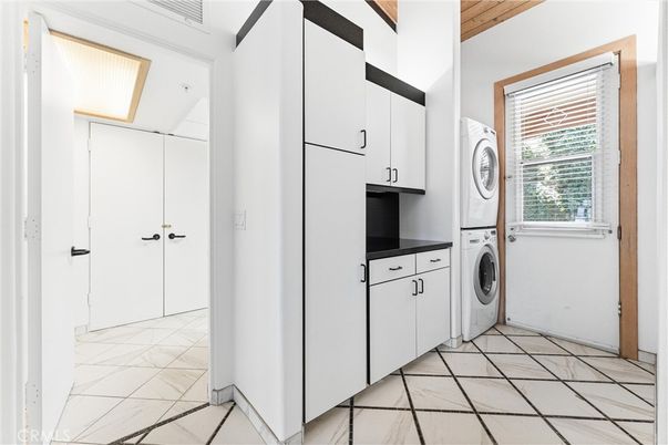 Interior, Utility Closets, Washer