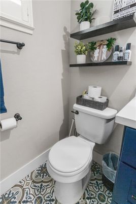 Bathroom, Interior