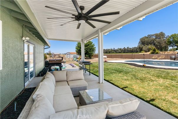 Backyard, Exterior, Pool