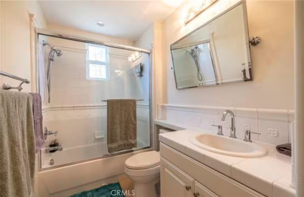 Bathroom, Glass Shower, Interior, Recessed Lighting, Tile Countertops