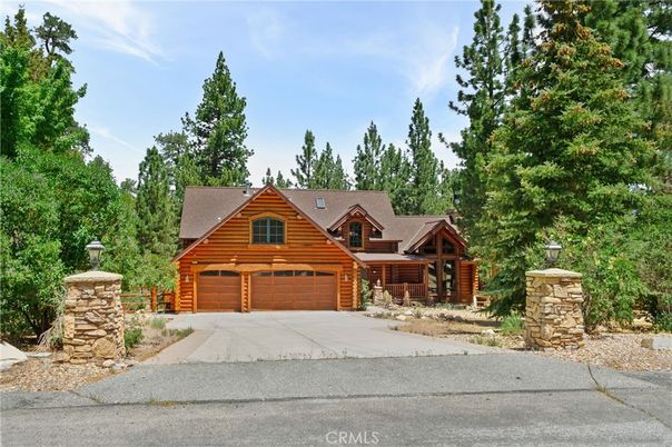 Attached, Exterior, Facade, Log Home