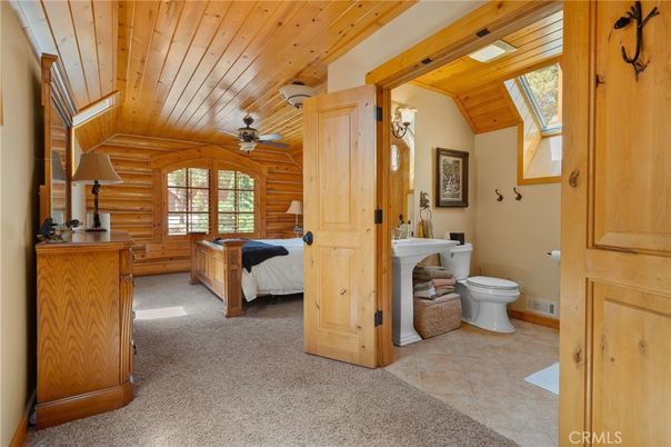 Bathroom, Bedroom, Interior, Wooden Ceilings, Wooden Walls