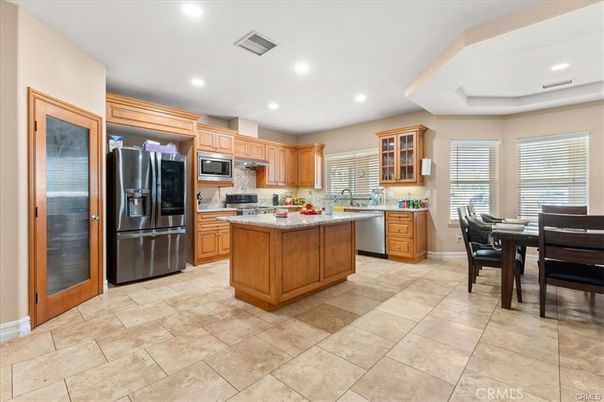Dining room, Interior, Kitchen, Recessed Lighting, Stainless Steel Appliances
