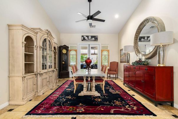 Dining room, Interior, Recessed Lighting