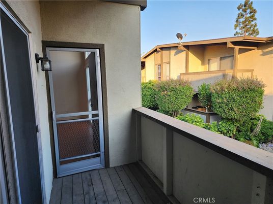 Exterior, Wood Texture Flooring
