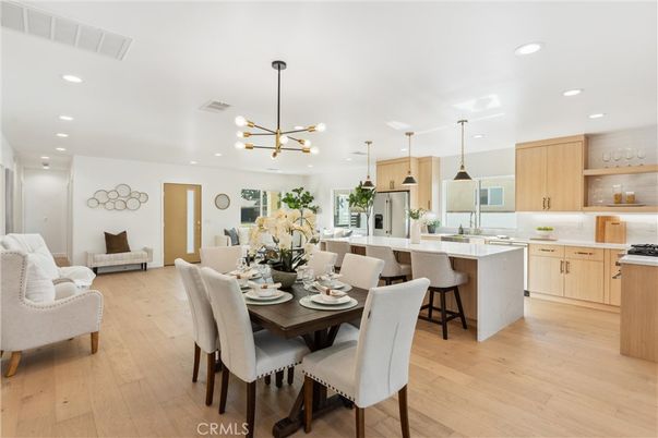 Dining room, Interior, Kitchen, Pendant Lights, Recessed Lighting, Stainless Steel Appliances, Wood Texture Flooring