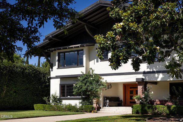 Exterior, Facade, American Craftsman