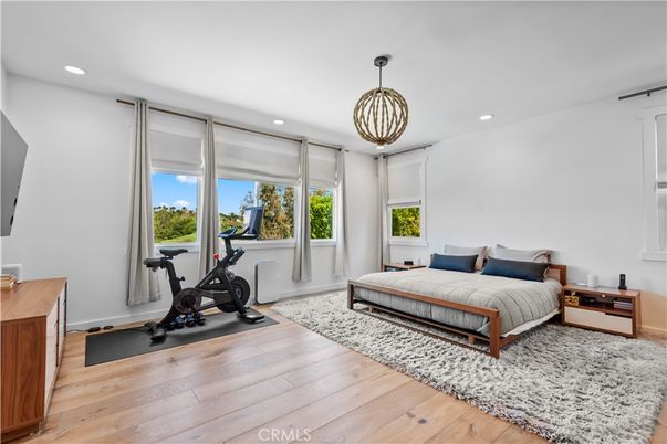 Bedroom, Fitness Equipment, Interior, Pendant Lights, Recessed Lighting, Wood Texture Flooring