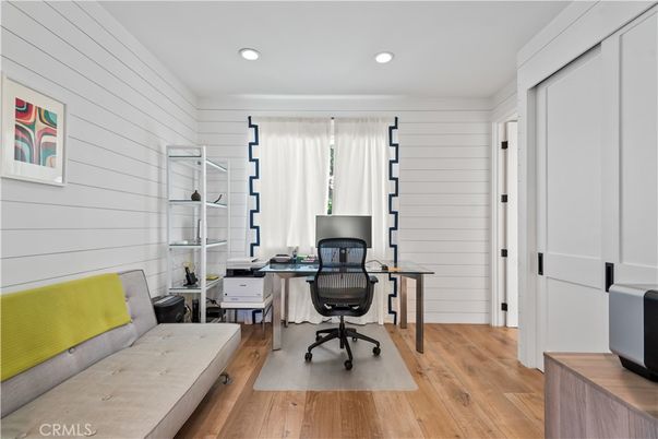 Home Office, Interior, Recessed Lighting, Wood Texture Flooring