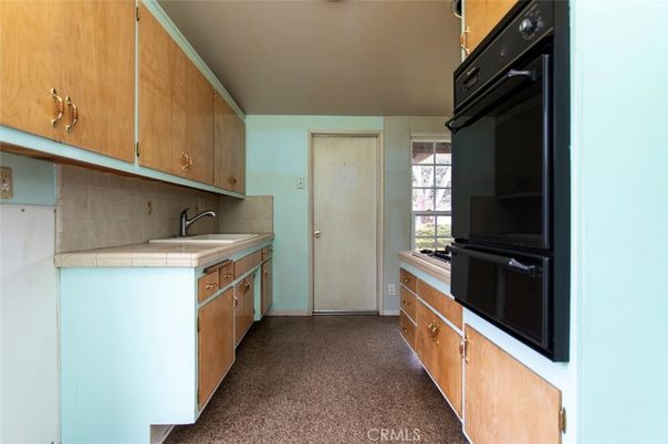 Interior, Kitchen, Tile Countertops