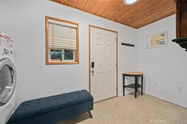 Interior, Washer, Wooden Ceilings