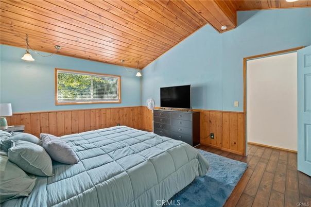 Bedroom, Interior, Wooden Beams, Wooden Ceilings, Wood Texture Flooring