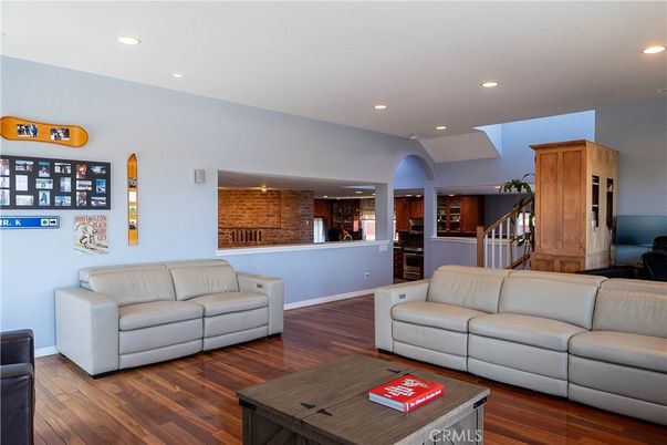 Interior, Living room, Recessed Lighting, Stone Walls, Wood Texture Flooring
