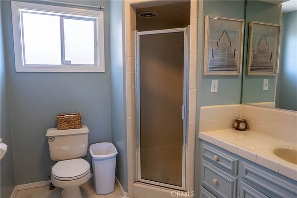 Bathroom, Interior, Tile Countertops