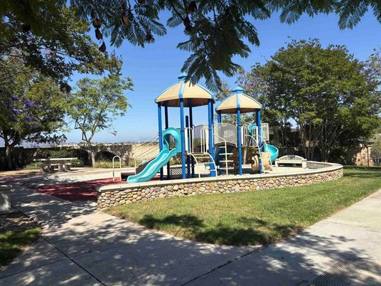 Backyard, Exterior, Playground
