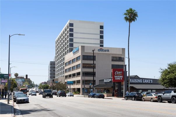 Exterior, Facade, Highrise