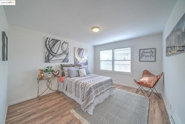 Bedroom, Interior, Water, Wood Texture Flooring