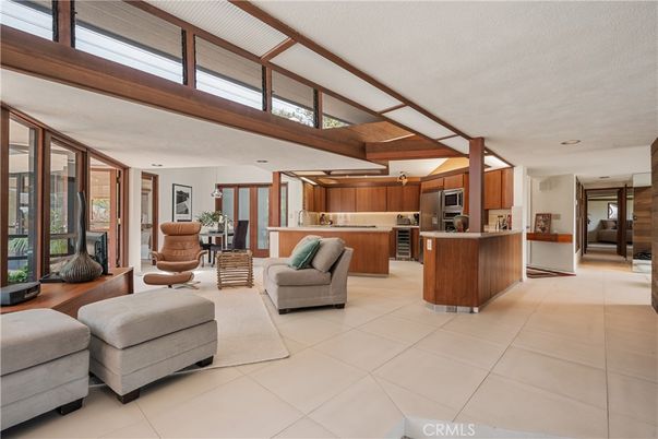 Interior, Kitchen, Living room, Stainless Steel Appliances