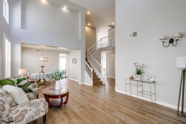 Interior, Pendant Lights, Recessed Lighting, Wood Texture Flooring