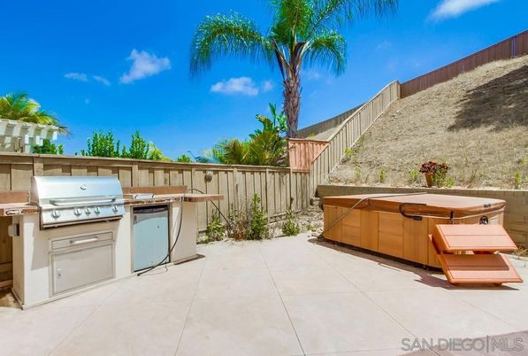 Exterior, Hot Tub
