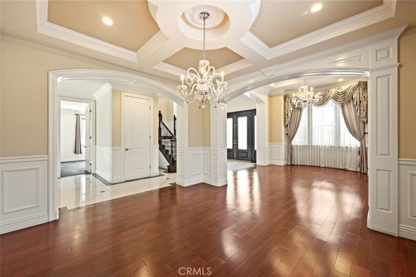 Chandelier, Empty room, Interior, Recessed Lighting, Wood Texture Flooring