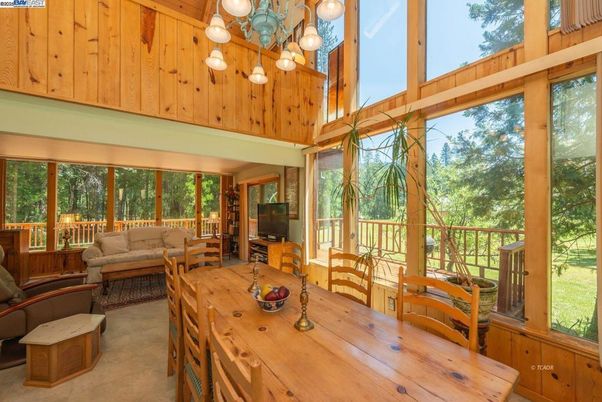 Dining room, Interior, Living room, Sun Room