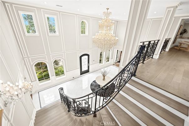 Chandelier, Interior, Recessed Lighting, Wood Texture Flooring