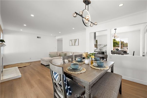 Dining room, Interior, Living room, Pendant Lights, Recessed Lighting, Wood Texture Flooring