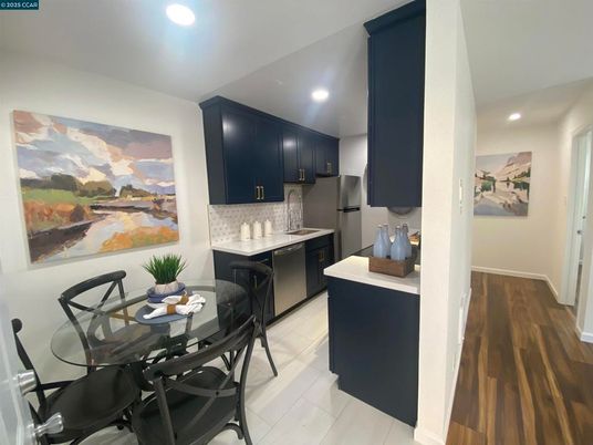 Dining room, Interior, Kitchen, Recessed Lighting, Wood Texture Flooring