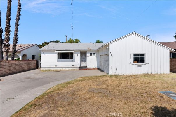 Attached, Backyard, Exterior, Facade, Ranch