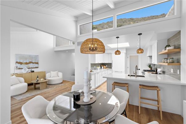 Dining room, Interior, Kitchen, Pendant Lights, Wood Texture Flooring