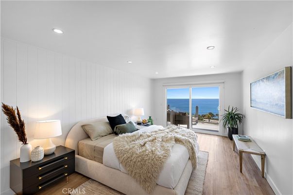 Bedroom, Interior, Recessed Lighting, Water, Wood Texture Flooring