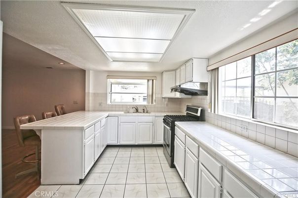Interior, Kitchen, Marble, Recessed Lighting, Tile Countertops