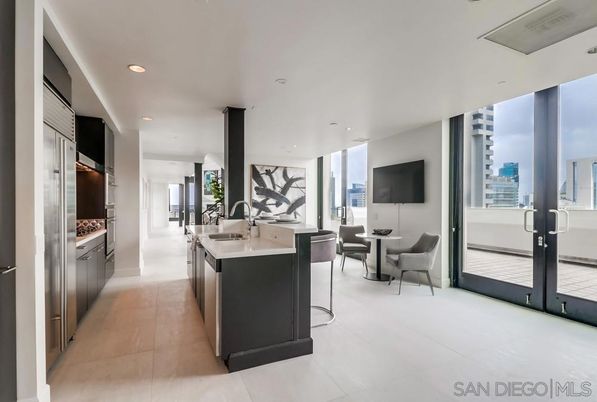 Dining room, Interior, Kitchen, Recessed Lighting, Water